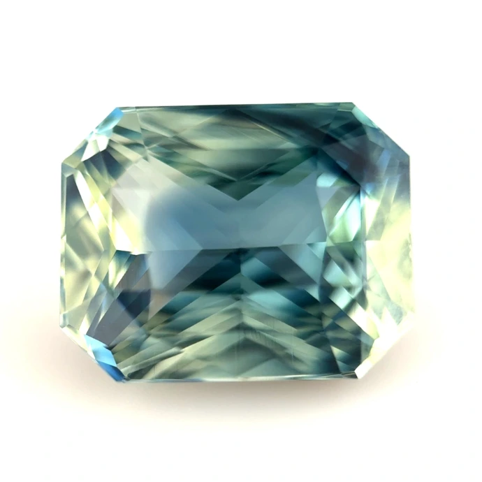 3.34ct Parti Sapphire AGTL Certified, Madagascar